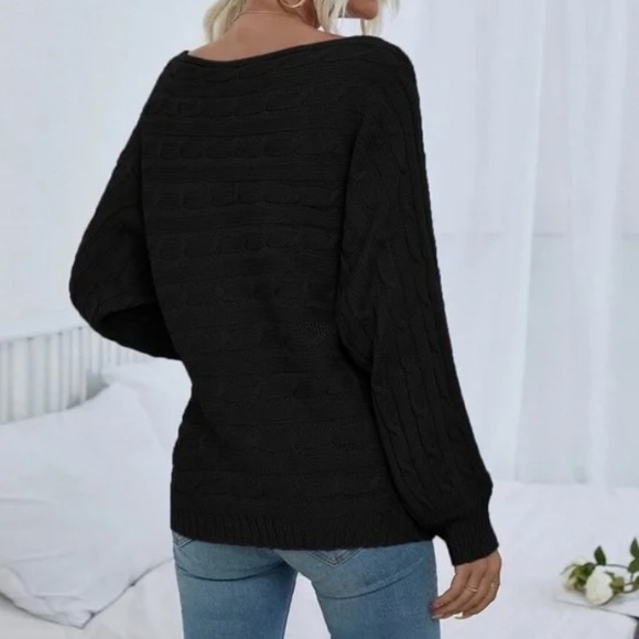 Luxe Cozy Cable Knit Oversized Sweater Top - Picture 13 of 14